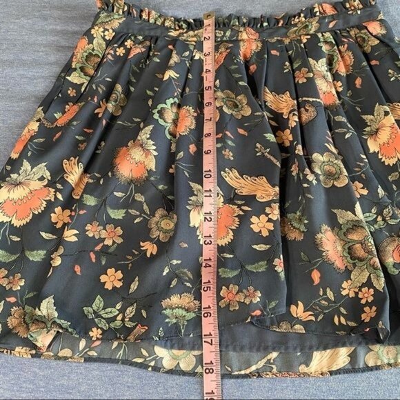 Floral Pleated Skirt By Forever 21 Contemporary Size L - Picture 6 of 8